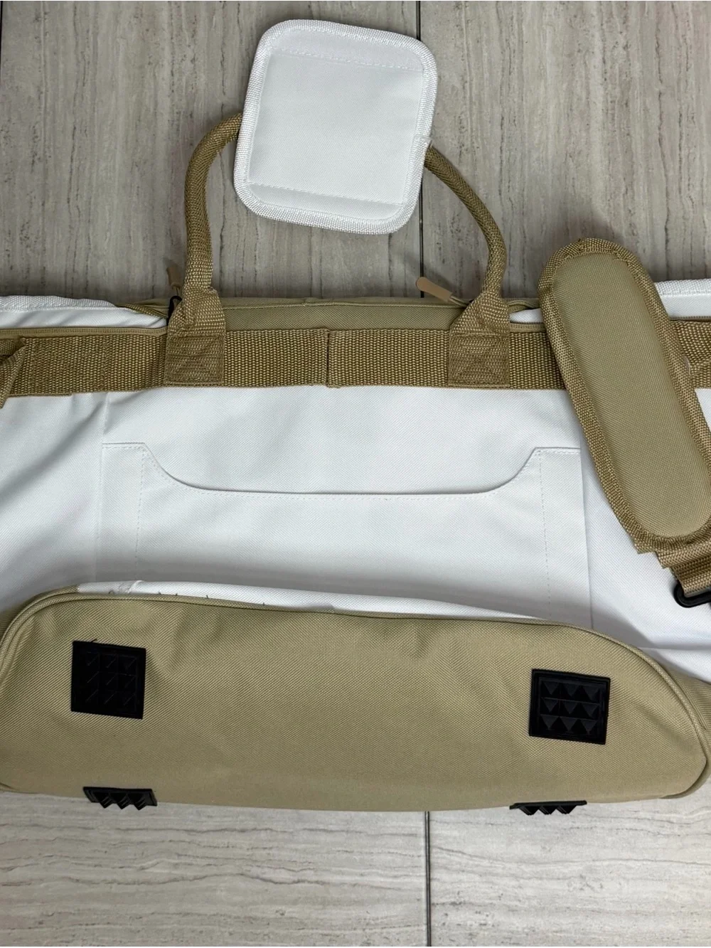 Tommy Bahama NEW Insulated Soft Cooler Tote Bag IN White And Tan